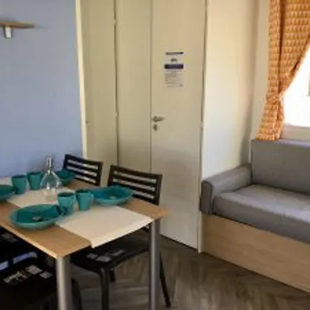 Holiday Avenue De La Palmyre - 22 بيت للعطل *