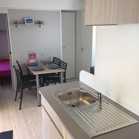 Holiday Avenue De La Palmyre - 22 لو ماثيز